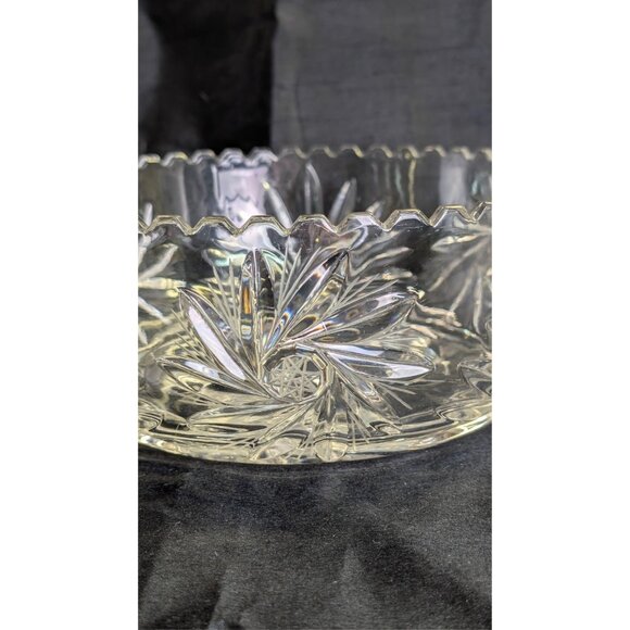 Vintage Crystal Bowl Pinwheel Pattern 8.5" tell by 3 inch high - some scratches - Picture 5 of 9